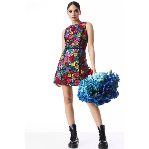 🎀SOLD🎀Alice + Olivia Lindsey Floral Embroidered Embellished Gown Dress - Picture 2 of 10